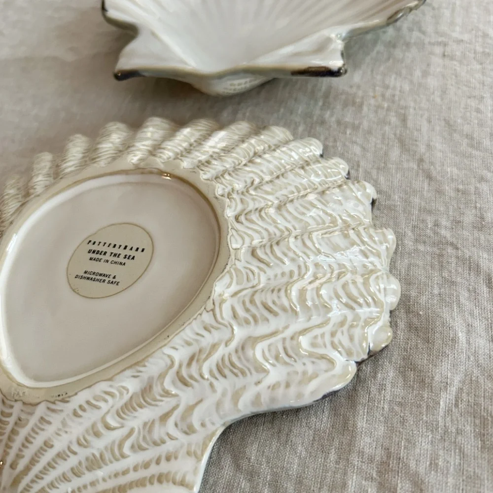 Set of 2 Pottery Barn Clam Shell Dishes - Picture 5 of 5